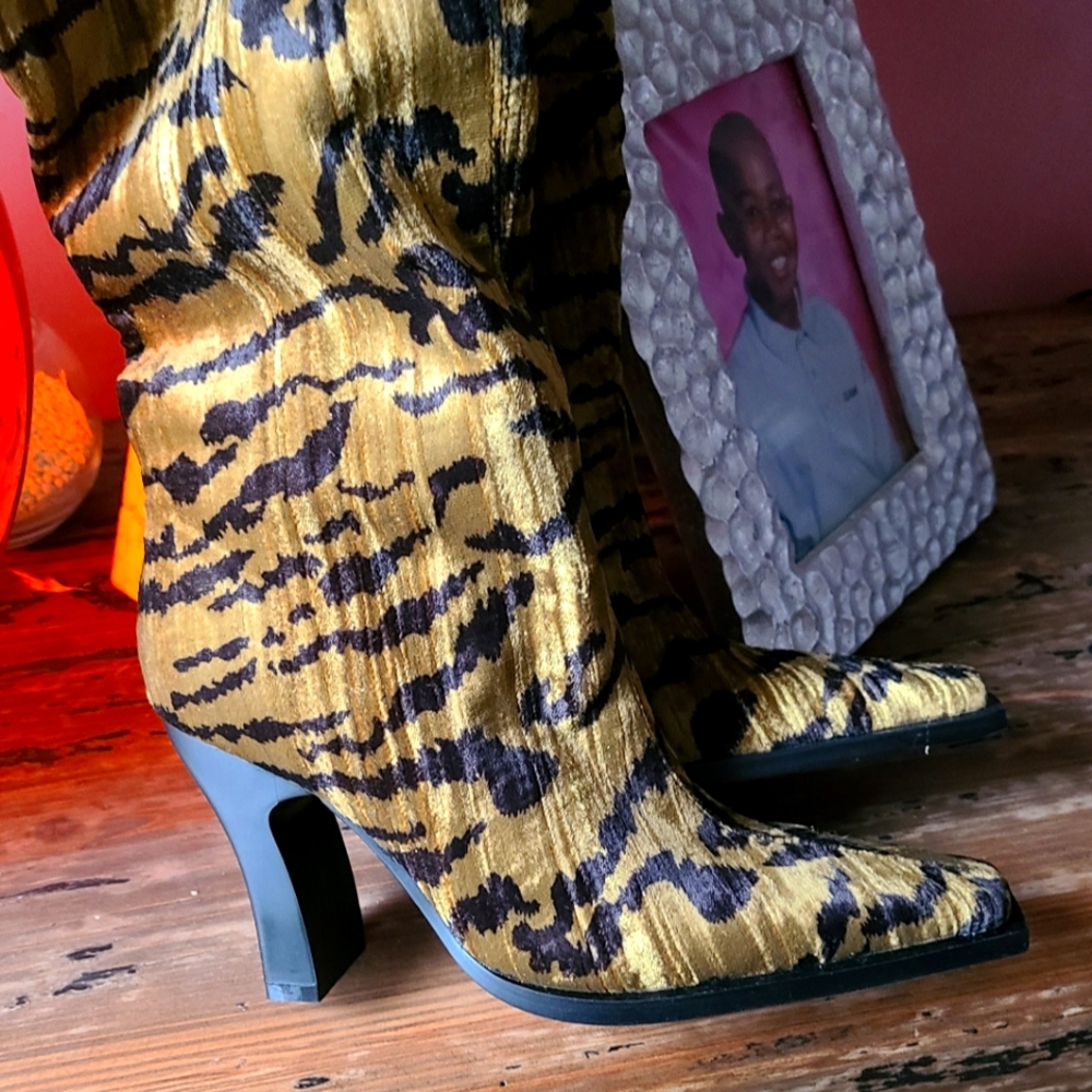 Army green VELVET ANIMAL PRINT COWBOY BOOTS